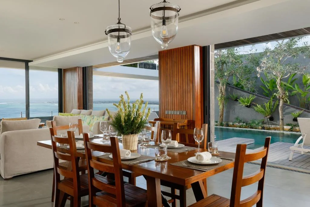 3-Bedroom Cliffside Villa with Ocean View & Private Pool in Jimbaran, Bali — image 7
