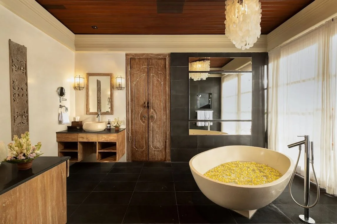 3-Bedroom Garden Oasis Villa with Private Pool – Near Jimbaran Beach — image 16