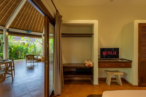 Flor - 2 Bedroom Balinese Villa with Pool, Canggu in Canggu, Bali — image 16