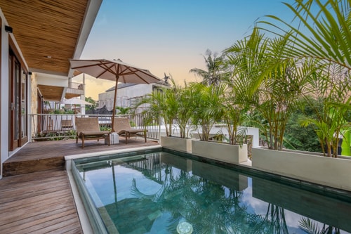 1BR Suite w/ Sunset Poolside Deck & Sunken Sofa in Canggu, Bali — image 18