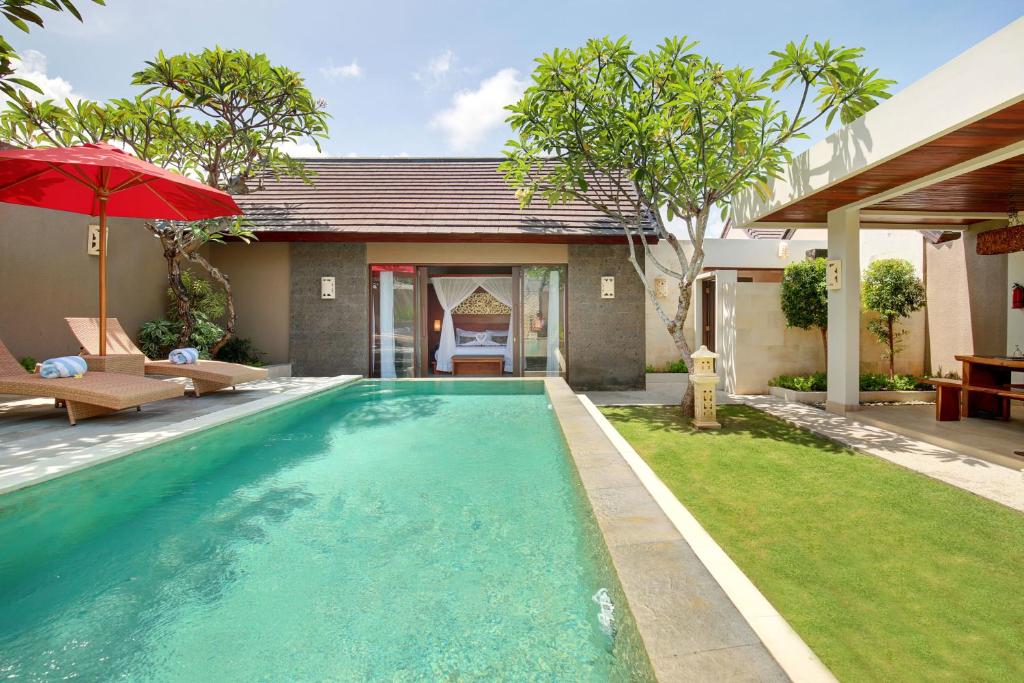Serene Poolside Suite 1 Bedroom Private Villa in Jimbaran — image 10