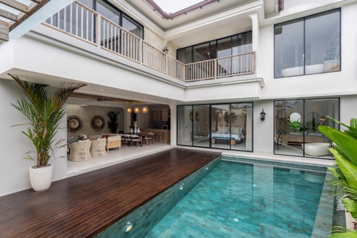 Deneva 10 - Pool & Bathtub Villa, Near Beaches in Canggu, Bali — image 10