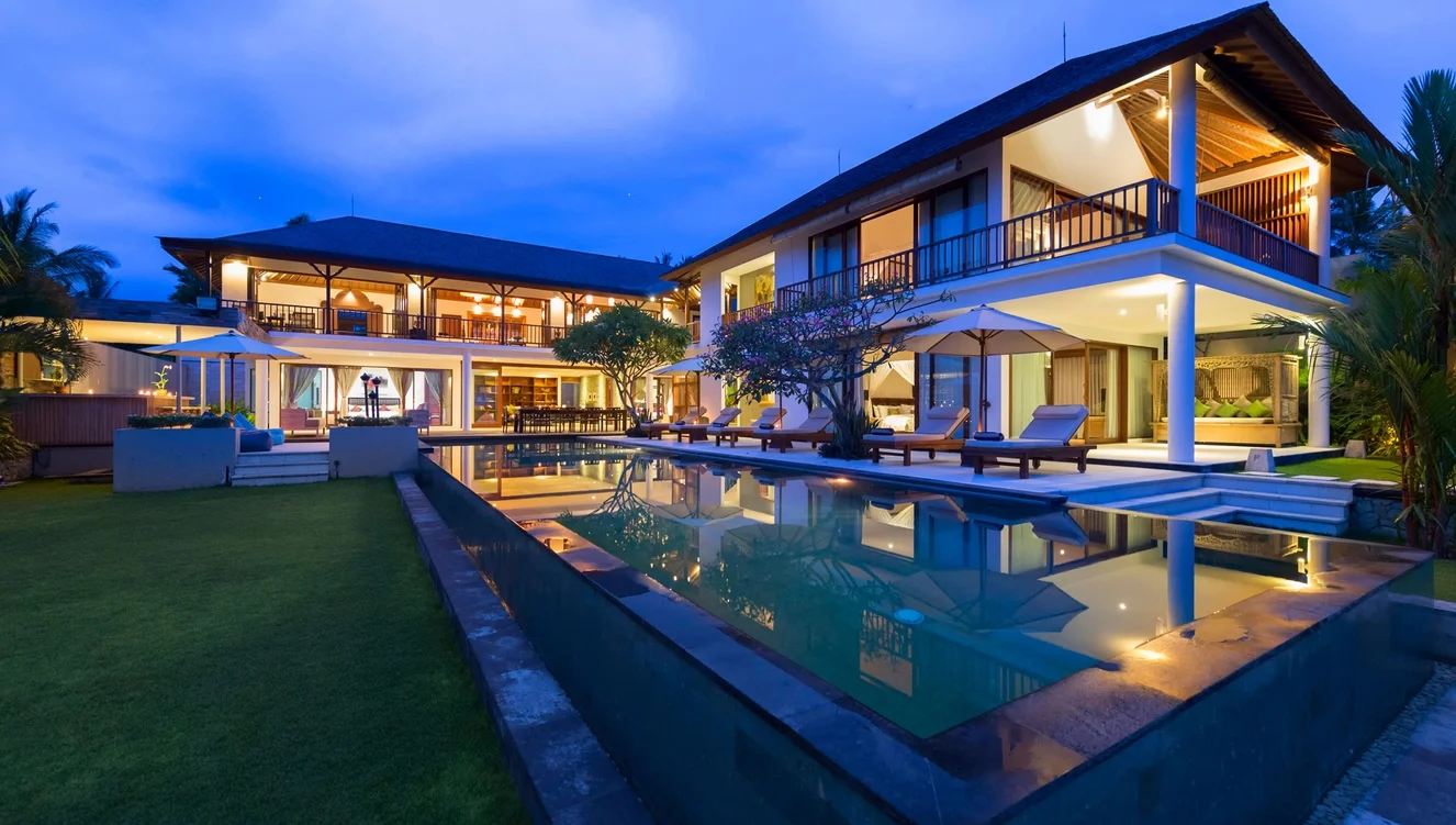 4-Bedroom Hillside Villa with Panoramic Sea Views & Wedding-Ready Lawns – Candidasa, East Bali – BVI419 — image 8