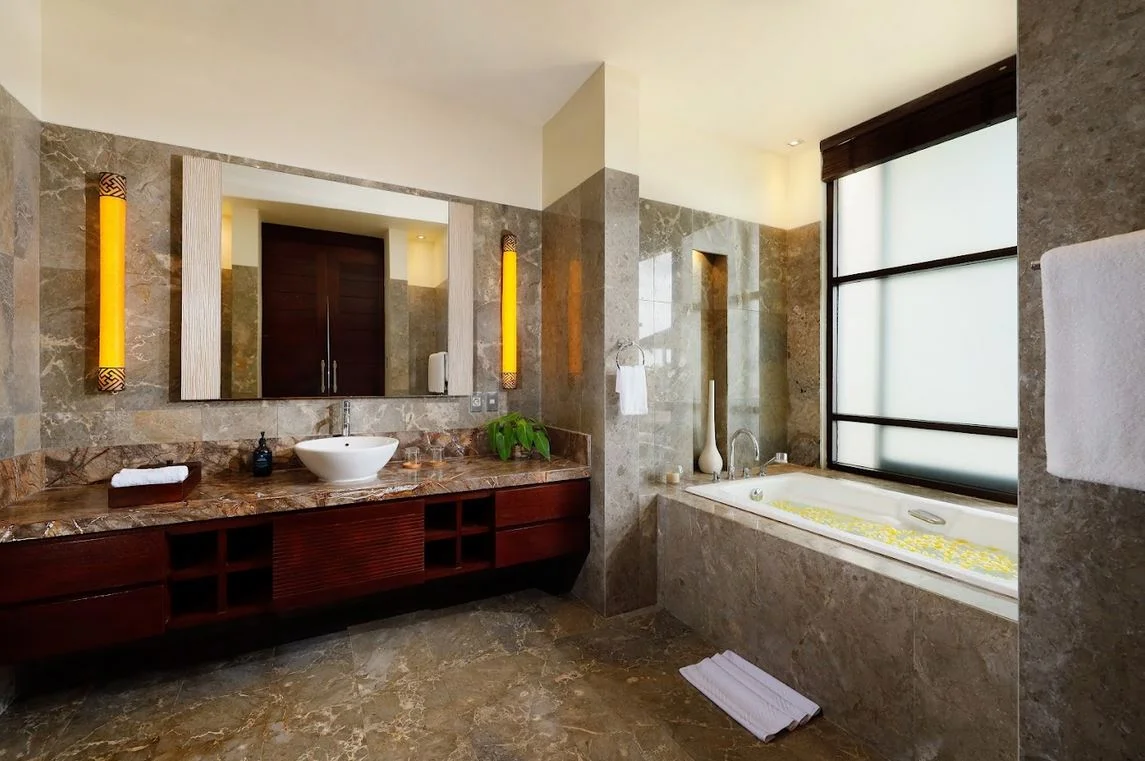 4BR Modern Luxury Villa with Ocean View in Jimbaran — image 10