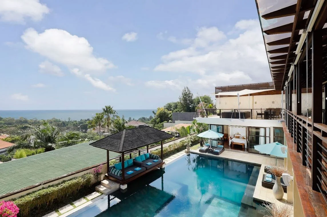 4BR Modern Luxury Villa with Ocean View in Jimbaran — image 3