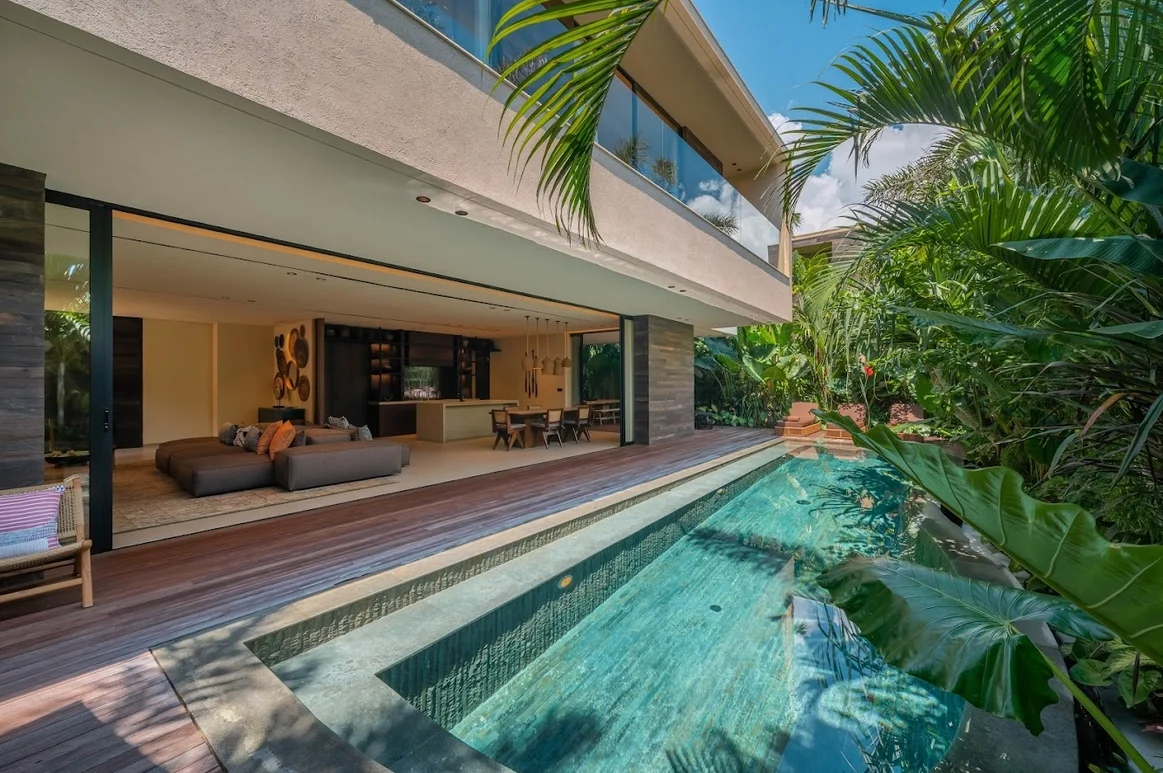 4-Bedroom Private Pool Villa Rental in Berawa Canggu – Modern Villa — image 7