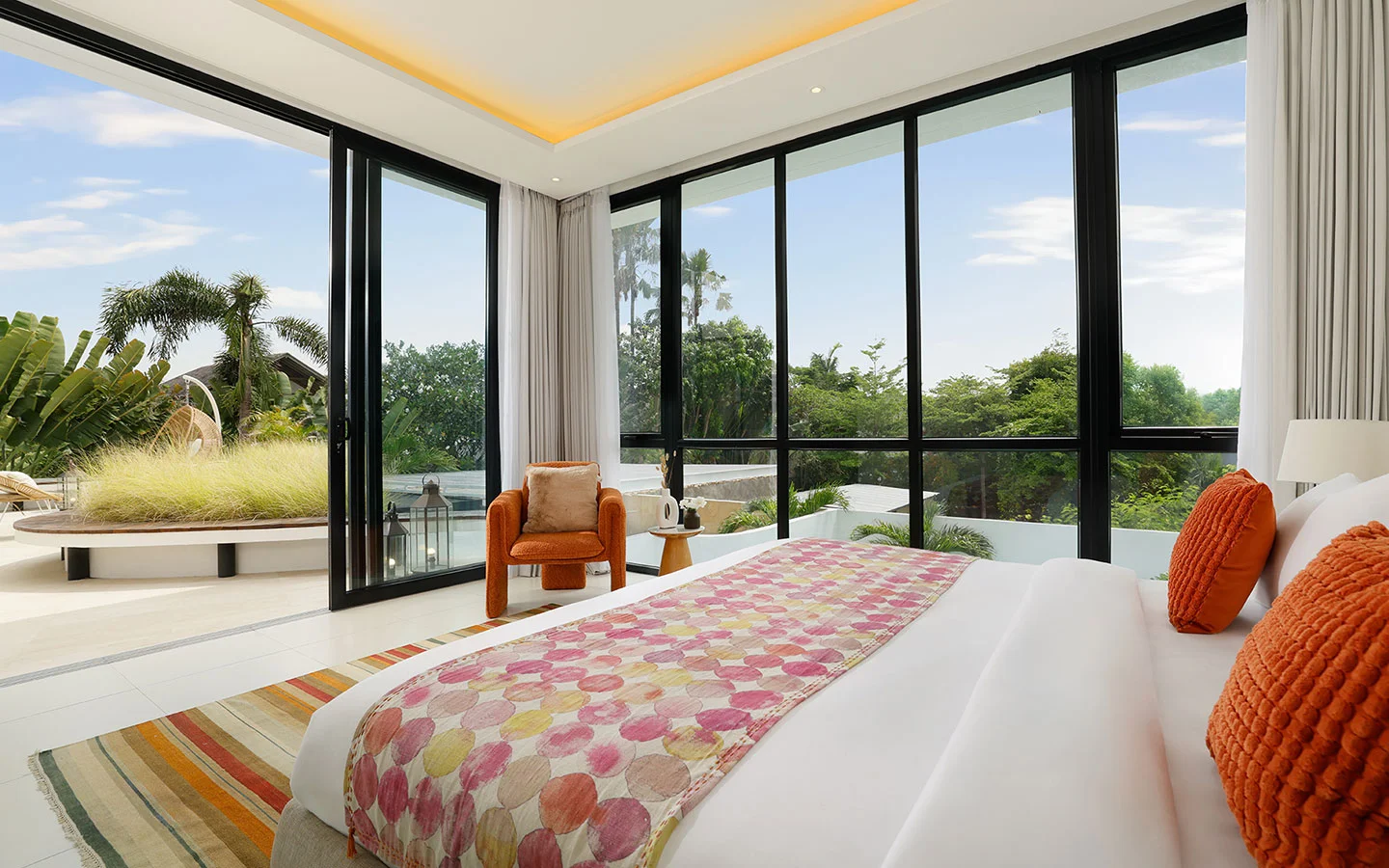 Modern Minimalist 4BR Villa with Private Pool in Berawa Canggu — image 11