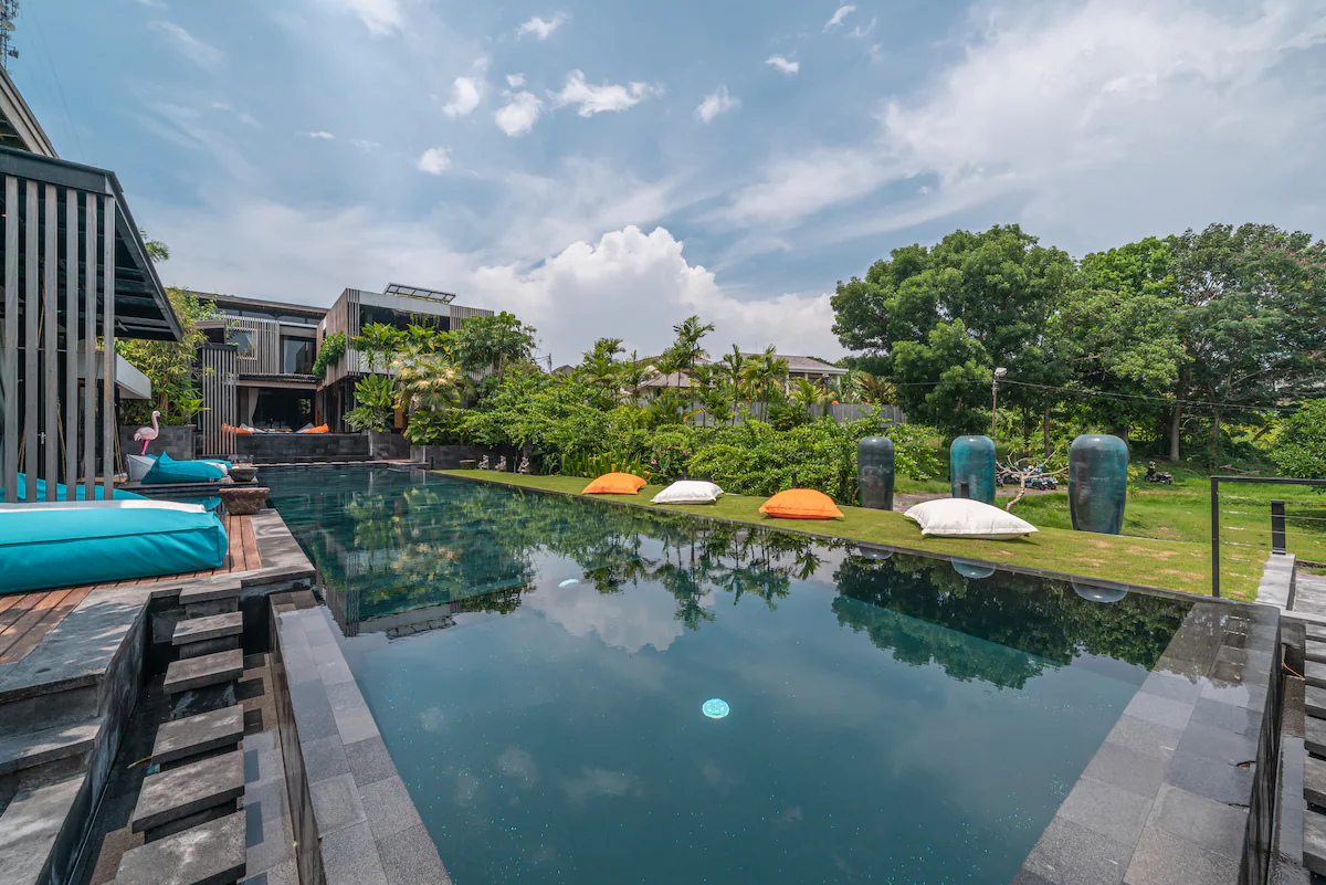 Yeh Gangga — 8BR Villa Rental in Pererenan — image 4