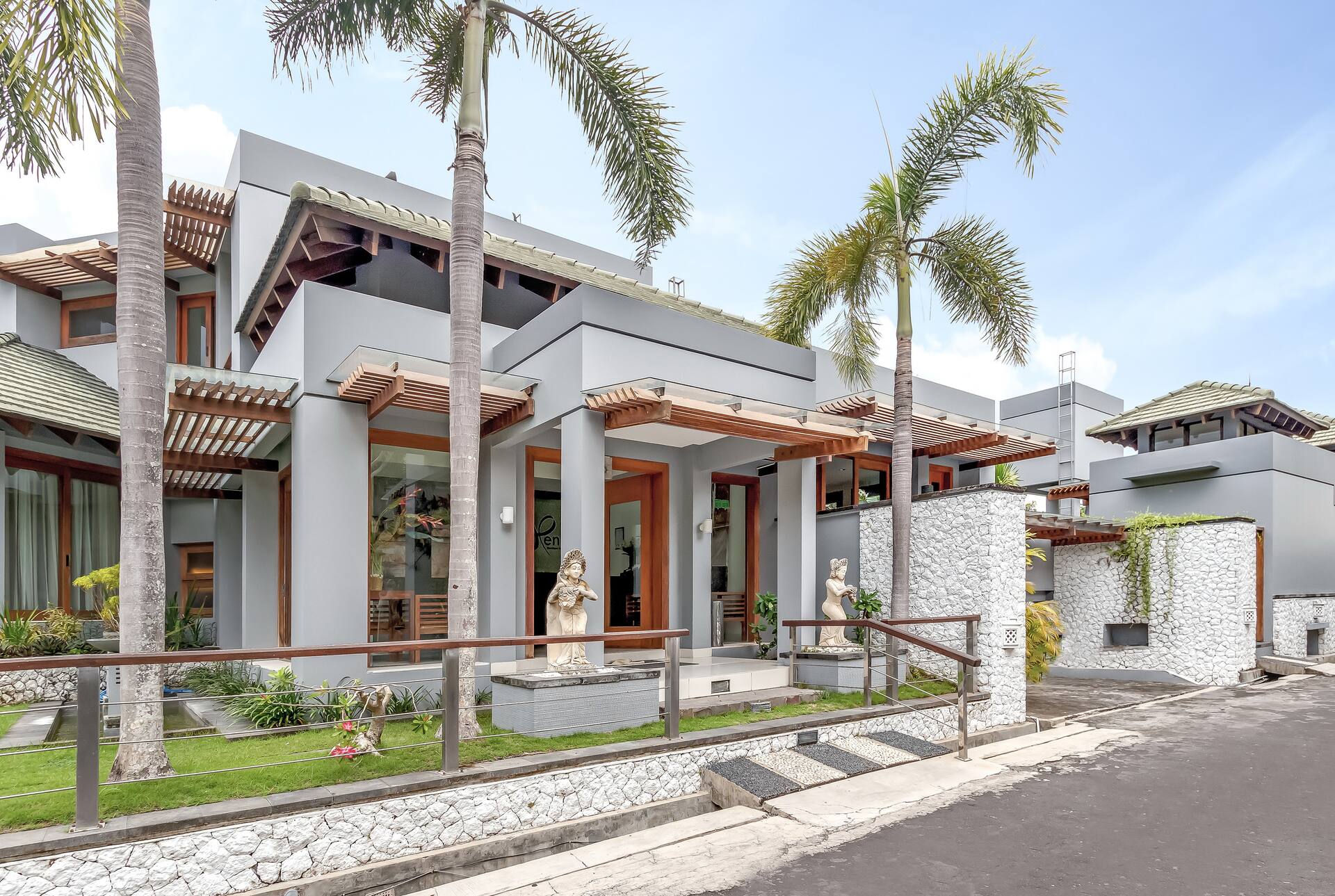 Panoramic Bayview Estate 10 Bedroom Private Villa in Jimbaran