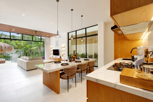Comfort Stylish 3BR Villa w/ Rooftop & Pool, Canggu in Canggu, Bali — image 6