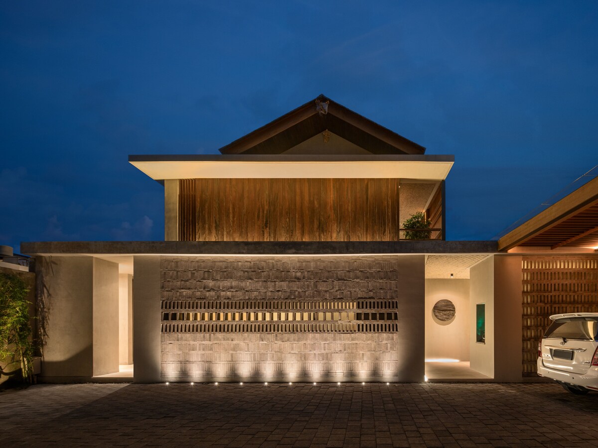 Villa Toro — 6BR Villa Rental in Canggu — image 1