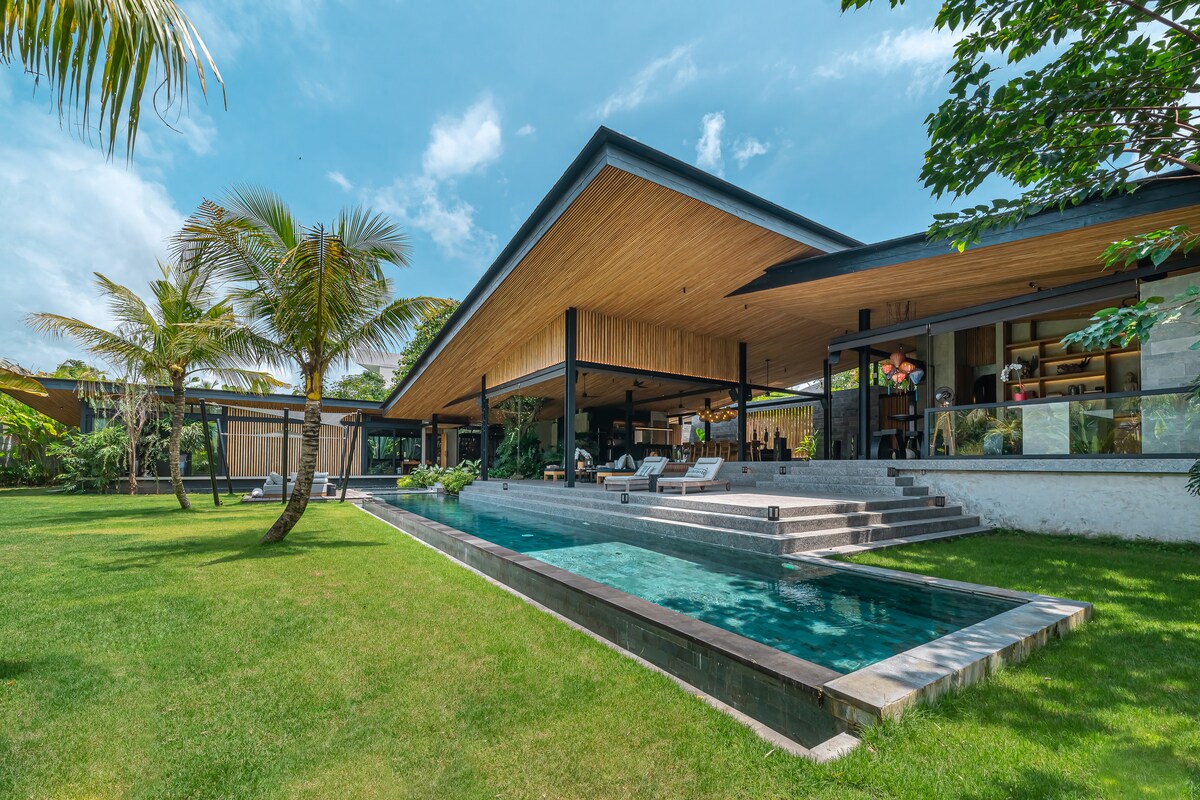 Villa Ithaki — 5BR Villa Rental in Canggu