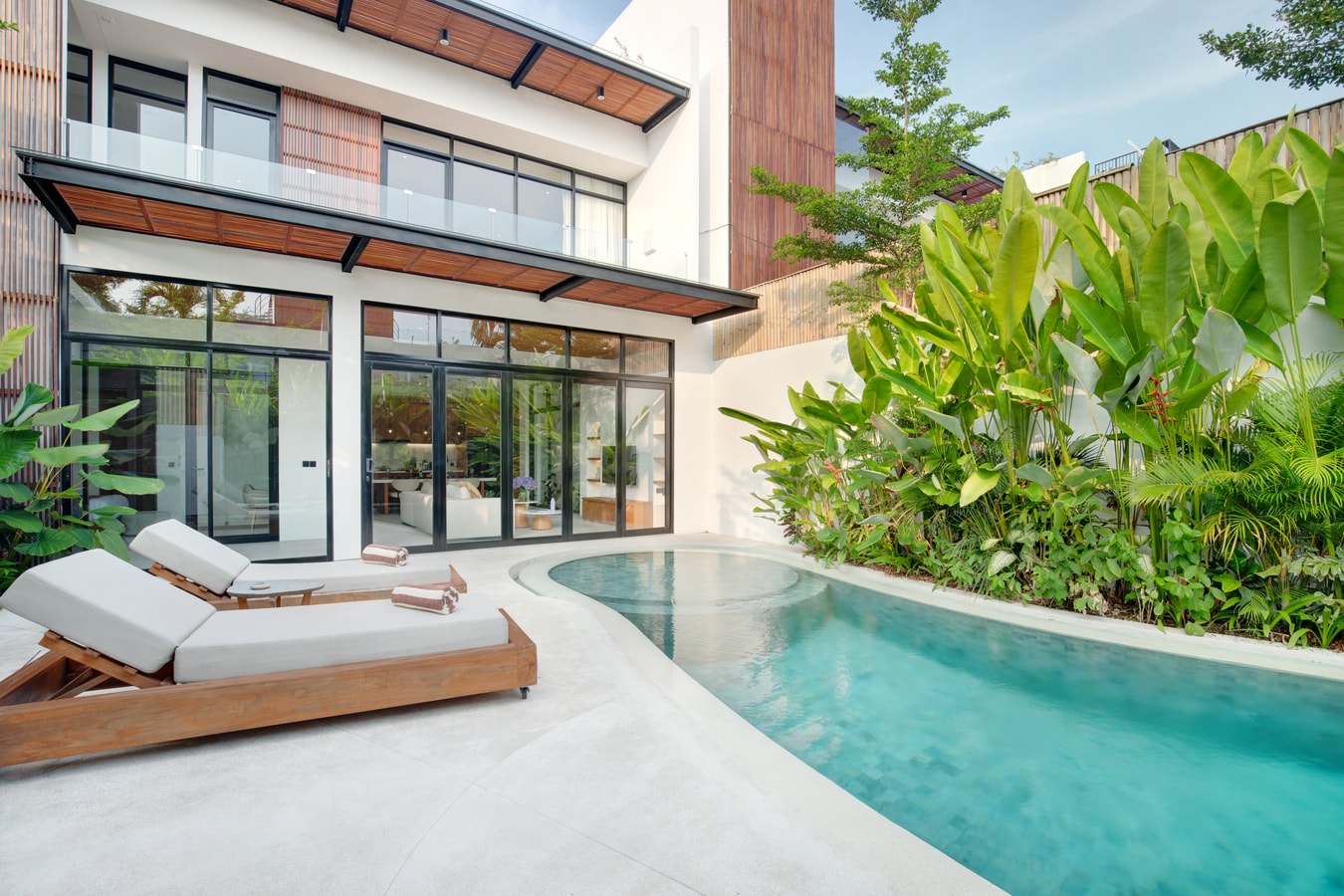 Canggu Luxury Excape 3BR Villa w/ Rooftop & Pool in Canggu, Bali — image 15