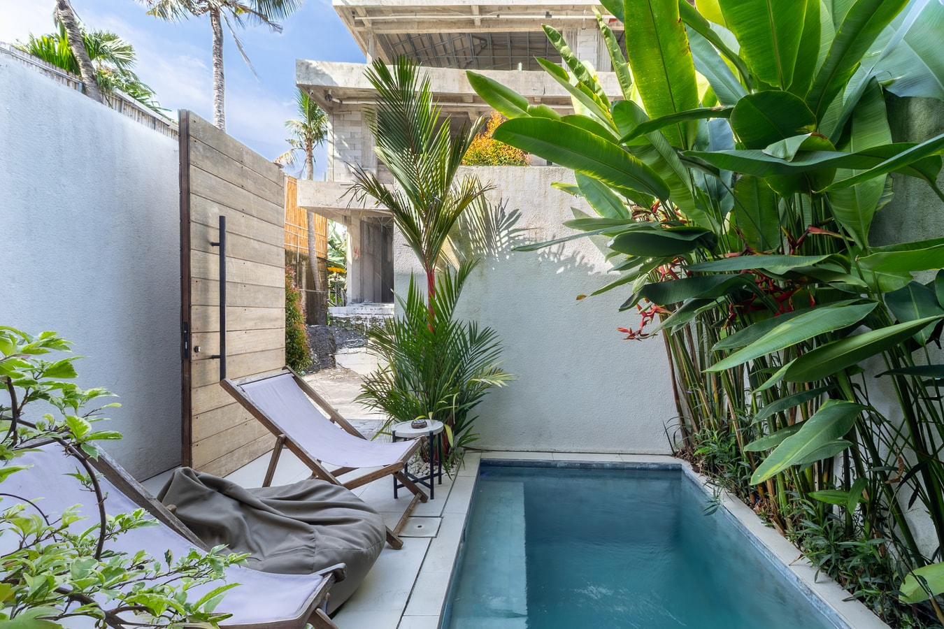 Oasis 9 - 2BR Pool Villa, Near Berawa Beach in Canggu, Bali — image 15