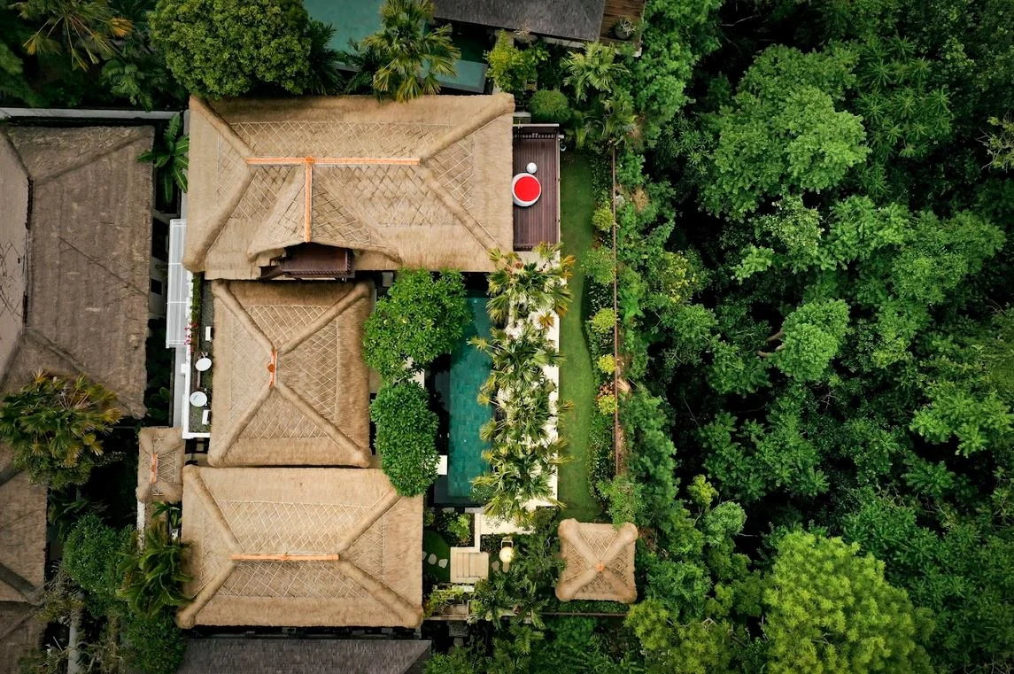 4-Bedroom Tropical Pavilion Villa with Private Pool Near Jimbaran Beach — image 10