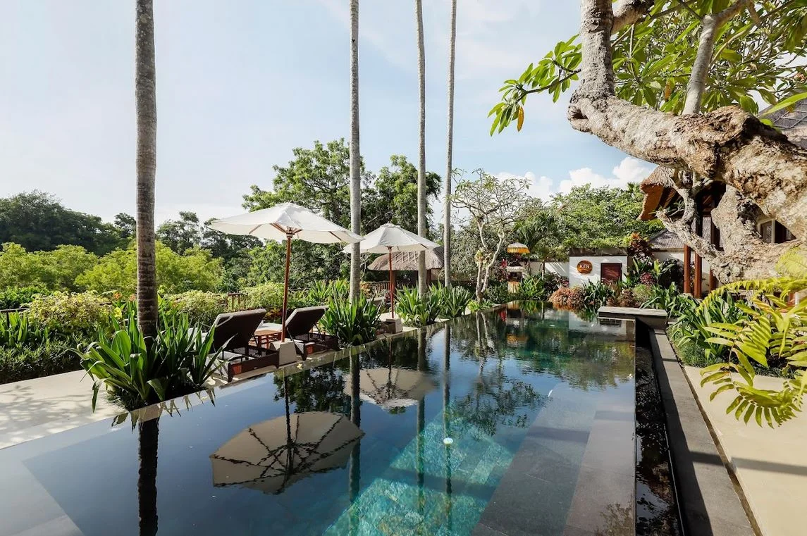 4-Bedroom Tropical Pavilion Villa with Private Pool Near Jimbaran Beach — image 4