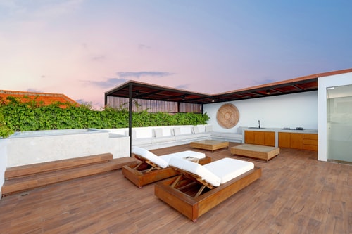 3BR Majestic Villa w/ Pool + Rooftop Plunge Pool in Canggu, Bali — image 8