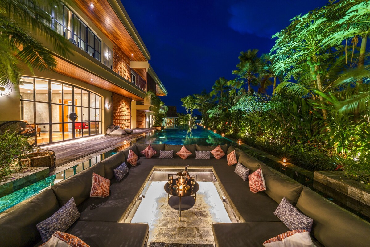 La Boheme Mansion — 8BR Villa Rental in Pererenan
