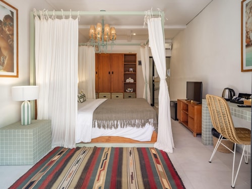 Tropical Studio with Pool in Berawa in Canggu, Bali — image 16