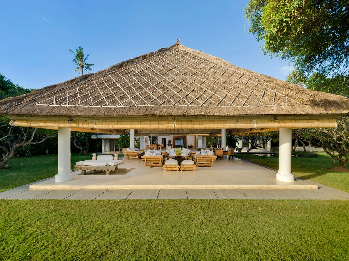 5-Bedroom Beachfront Estate Villa with Ocean Views & Wedding Venue – Batubelig, Bali – BVI577 — image 19