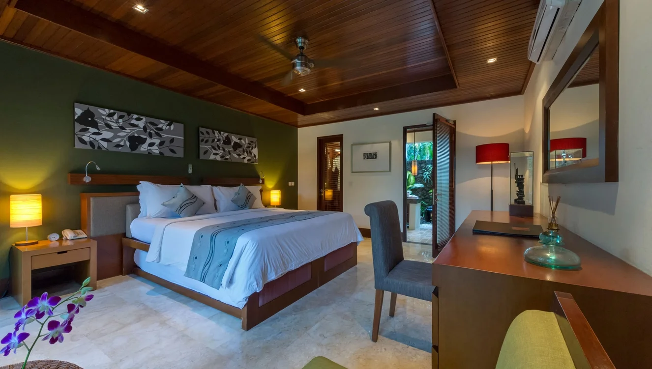 5-Bedroom Family Villa with Pool, Games Room & Walk to Batubelig Beach – Seminyak, Bali – BVI506 — image 14