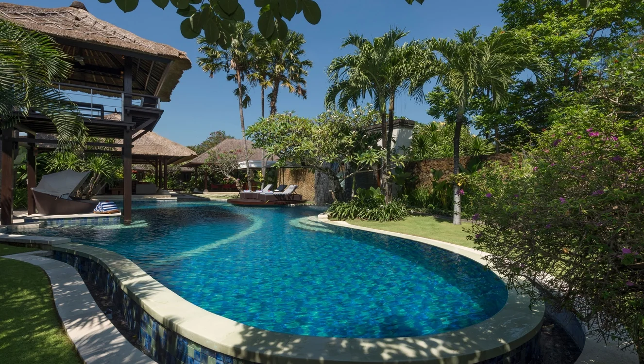 5-Bedroom Family Villa with Pool, Games Room & Walk to Batubelig Beach – Seminyak, Bali – BVI506 — image 6