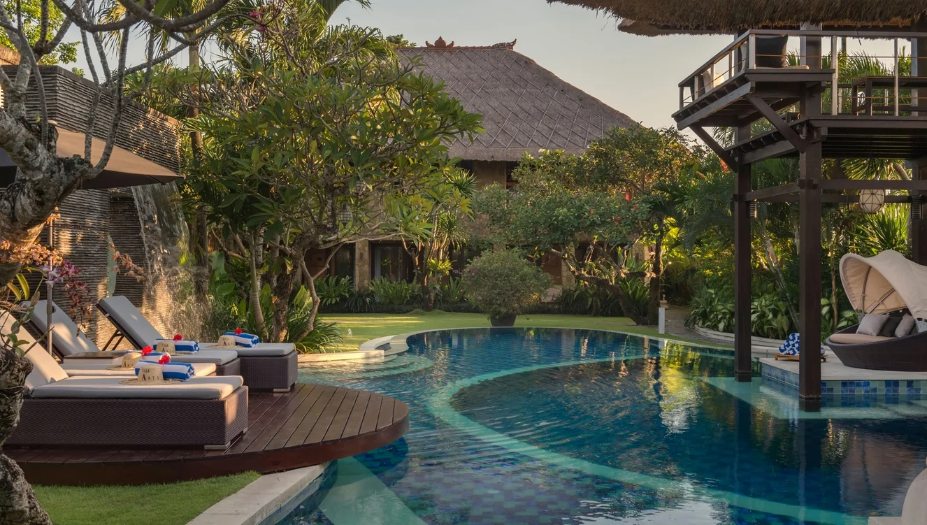 5-Bedroom Family Villa with Pool, Games Room & Walk to Batubelig Beach – Seminyak, Bali – BVI506 — image 7