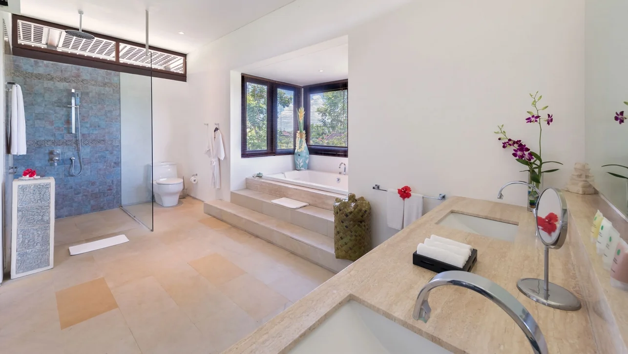 5-Bedroom Luxury Villa with Pool, Garden & Event Space – 5 Mins to Canggu Beach – BVI945 — image 19