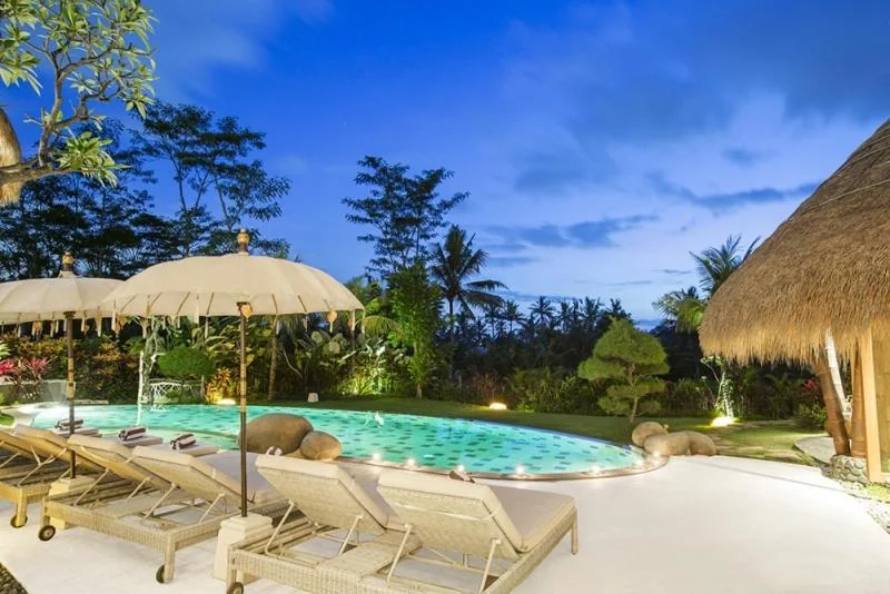 5-Bedroom Tranquil Villa Retreat Near Ubud – Infinity Pool, Rice Field Views & Balinese Hospitality – BVI2612 — image 17