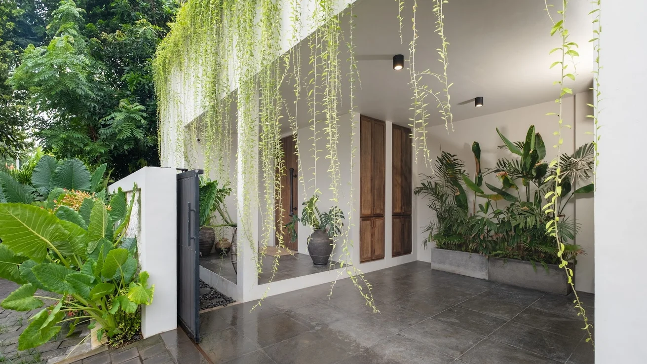 5-Bedroom Villa with Private Pool in Bingin Uluwatu – Wellness Villa — image 9