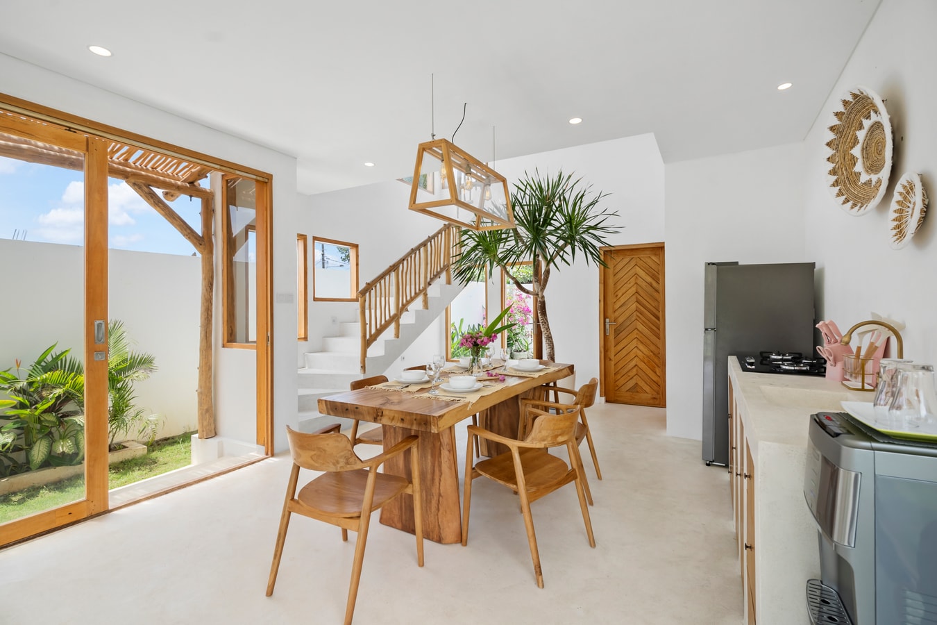Gigi Sun - 3 Bedroom Villa with Pool, Canggu in Canggu, Bali — image 17
