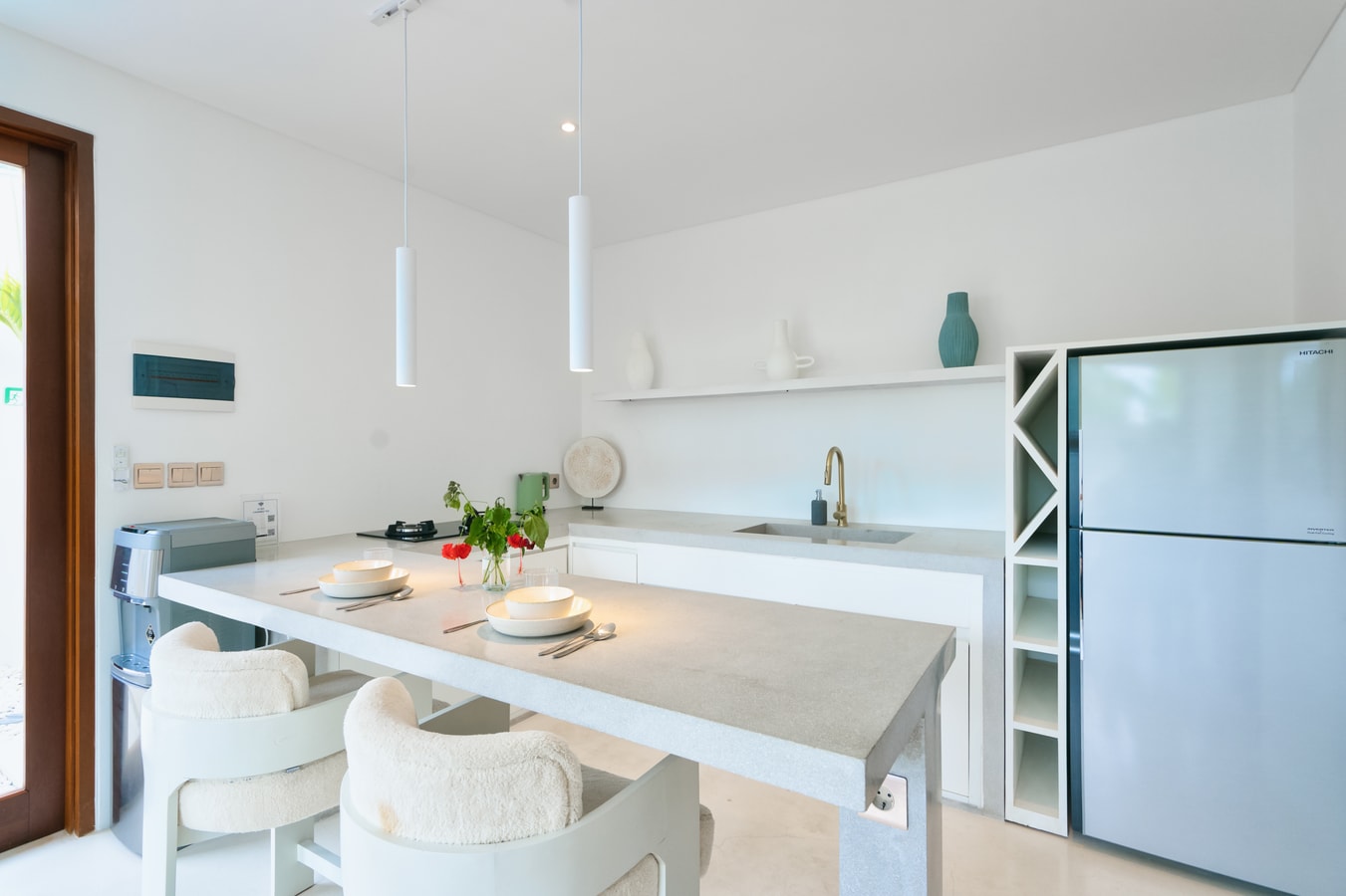 Luxury Canggu 1BR Suite | Sunkissed Pool & Sofabed in Canggu, Bali — image 7