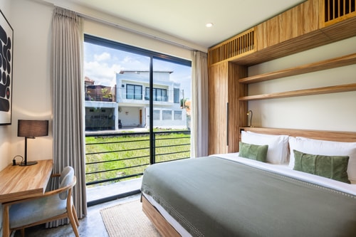 Berawa Townhouse 7 - Pool & Rooftop Jacuzzi in Canggu, Bali — image 6