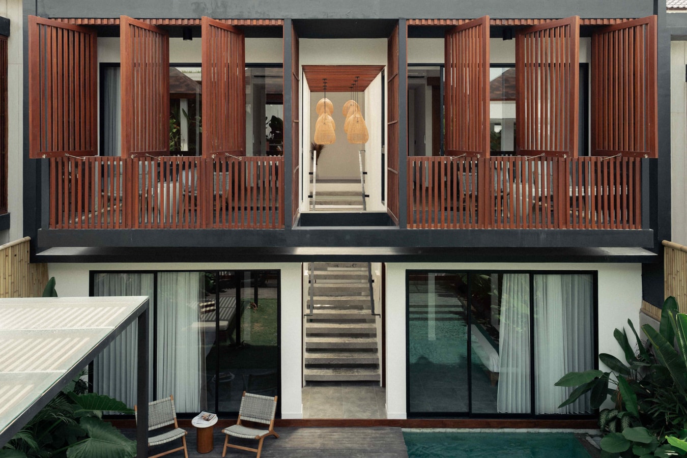 Canggu 4BR Modern Tropical VIlla w/ Pool & Rooftop in Canggu, Bali — image 11
