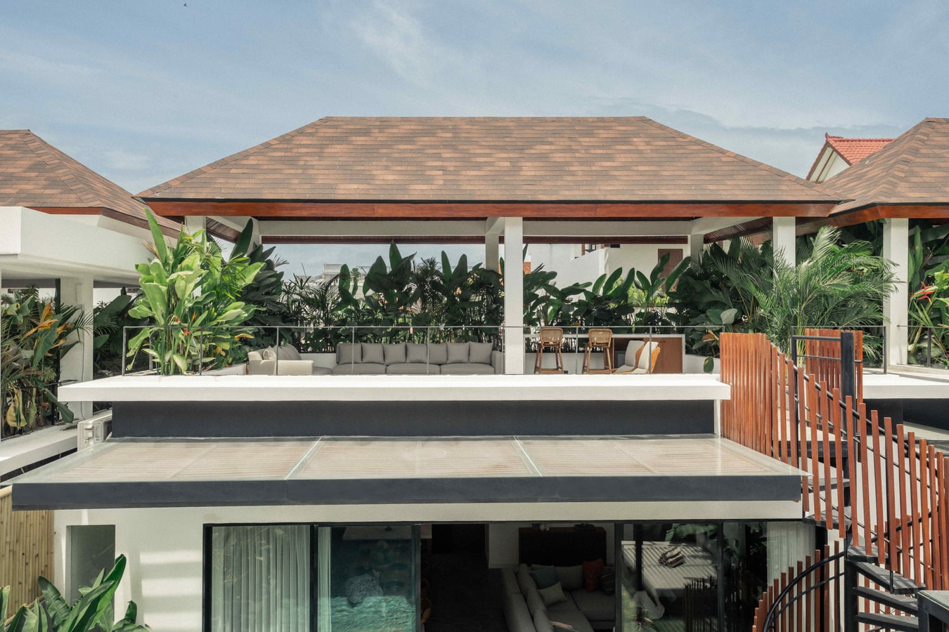 Canggu 4BR Modern Tropical VIlla w/ Pool & Rooftop in Canggu, Bali — image 13