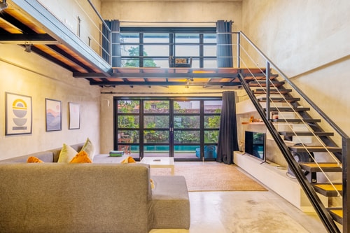 Berawa Loft 2 - 1 Bedroom Loft with Poolside BBQ in Canggu, Bali — image 4
