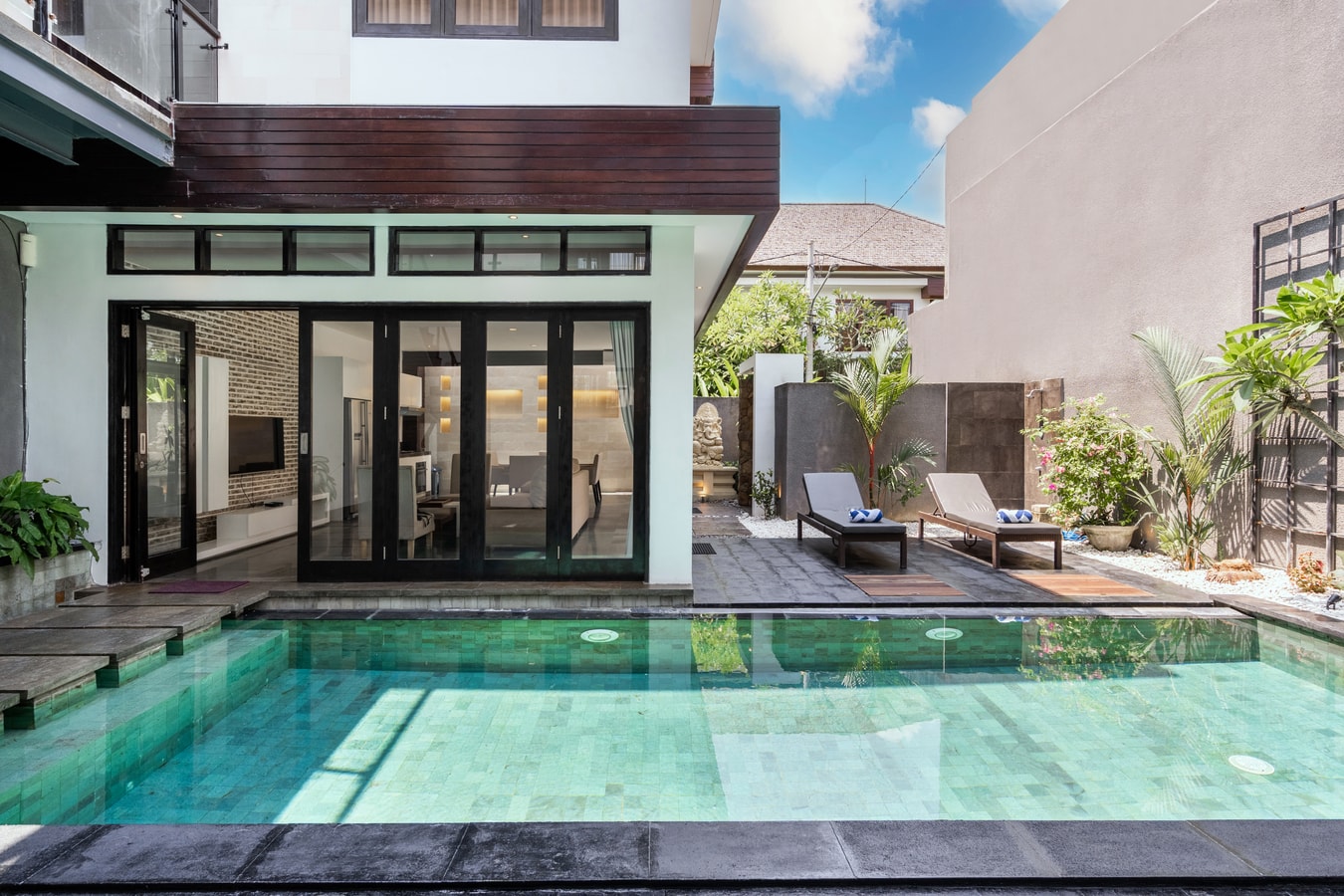 Ombak - 3BR Villa with Pool & Club House, Cemagi in Pererenan, Bali