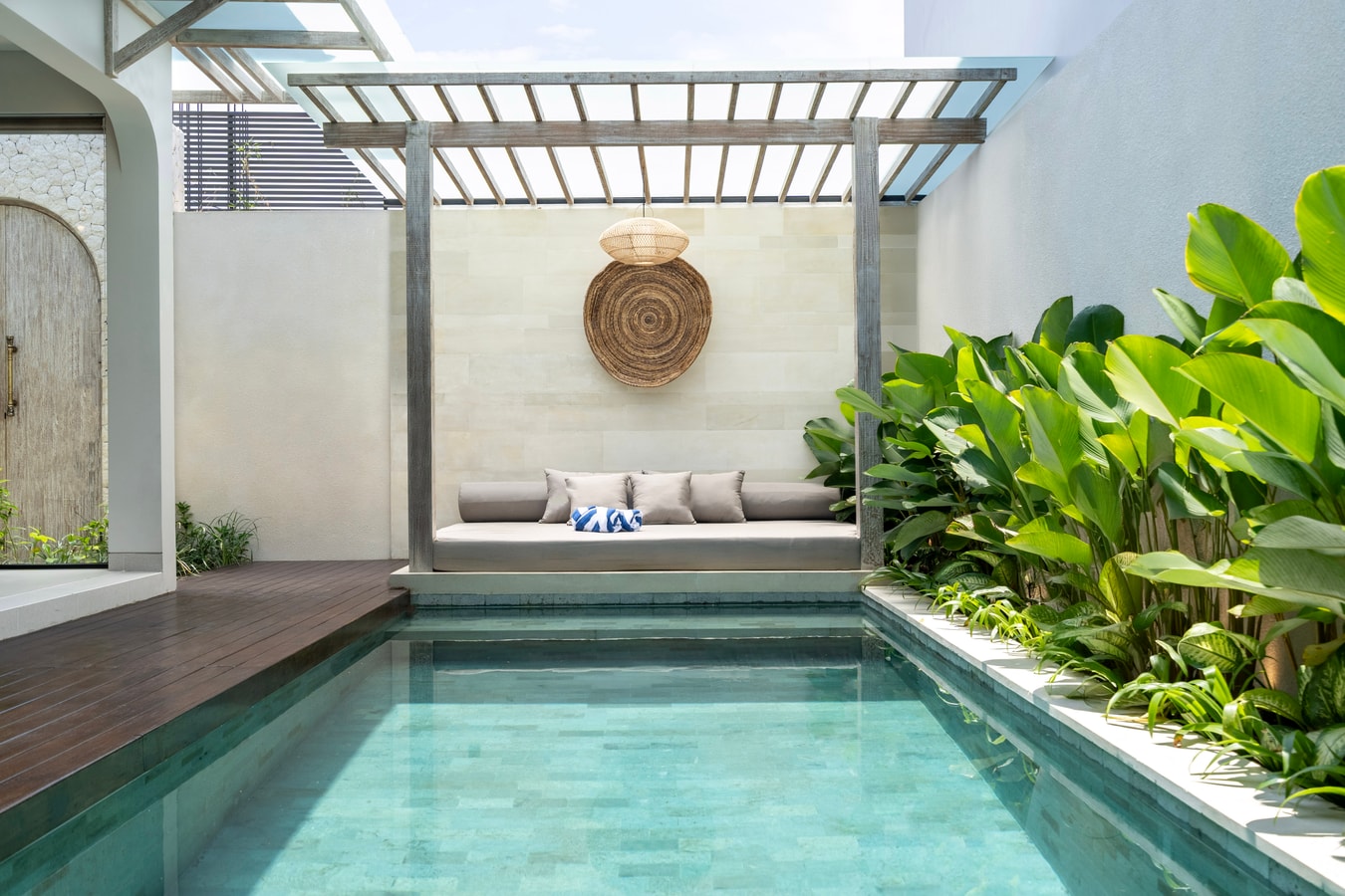 1BR Berawa Villa | Private Pool, Bathtub & Pergola in Canggu, Bali — image 9