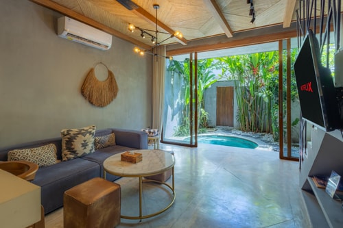 1BR Luxe Canggu Villa | Pool, Bath & Work Desk in Canggu, Bali — image 1