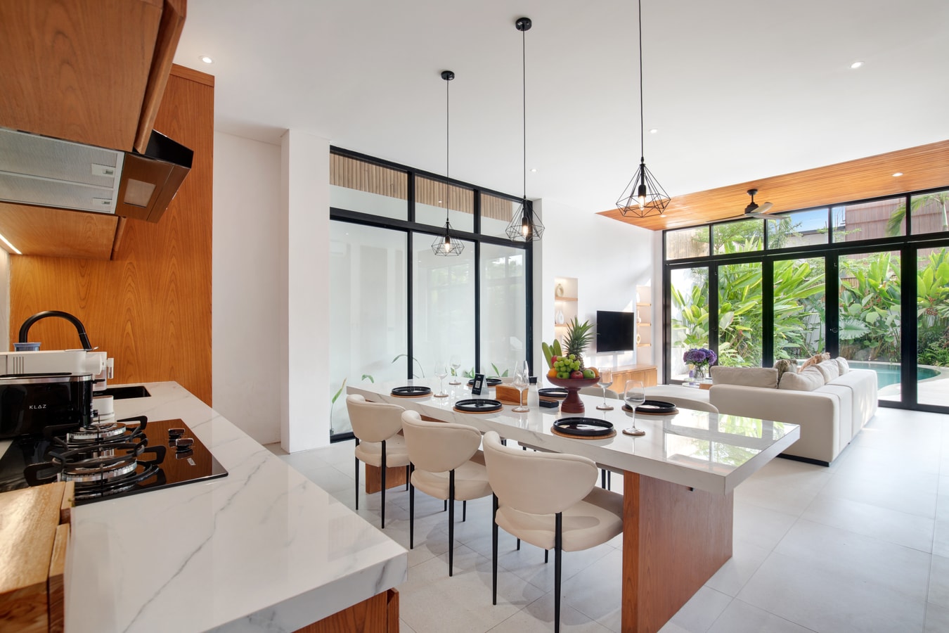 Canggu Luxury Excape 3BR Villa w/ Rooftop & Pool in Canggu, Bali — image 7