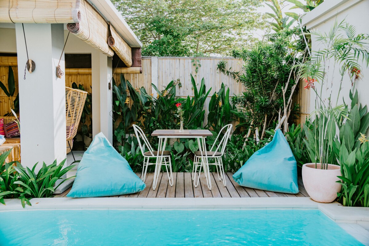 Stylish Beachside Nook 1 Bedroom Private Villa in Canggu — image 11