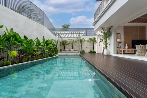 Deneva 10 - Pool & Bathtub Villa, Near Beaches in Canggu, Bali — image 12