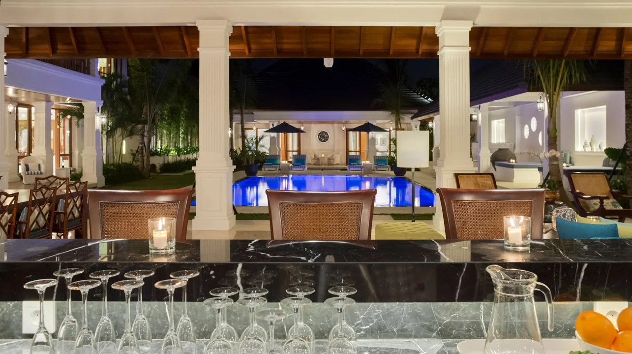6-Bedroom Luxury Villa in Seminyak – BVI4514 — image 11