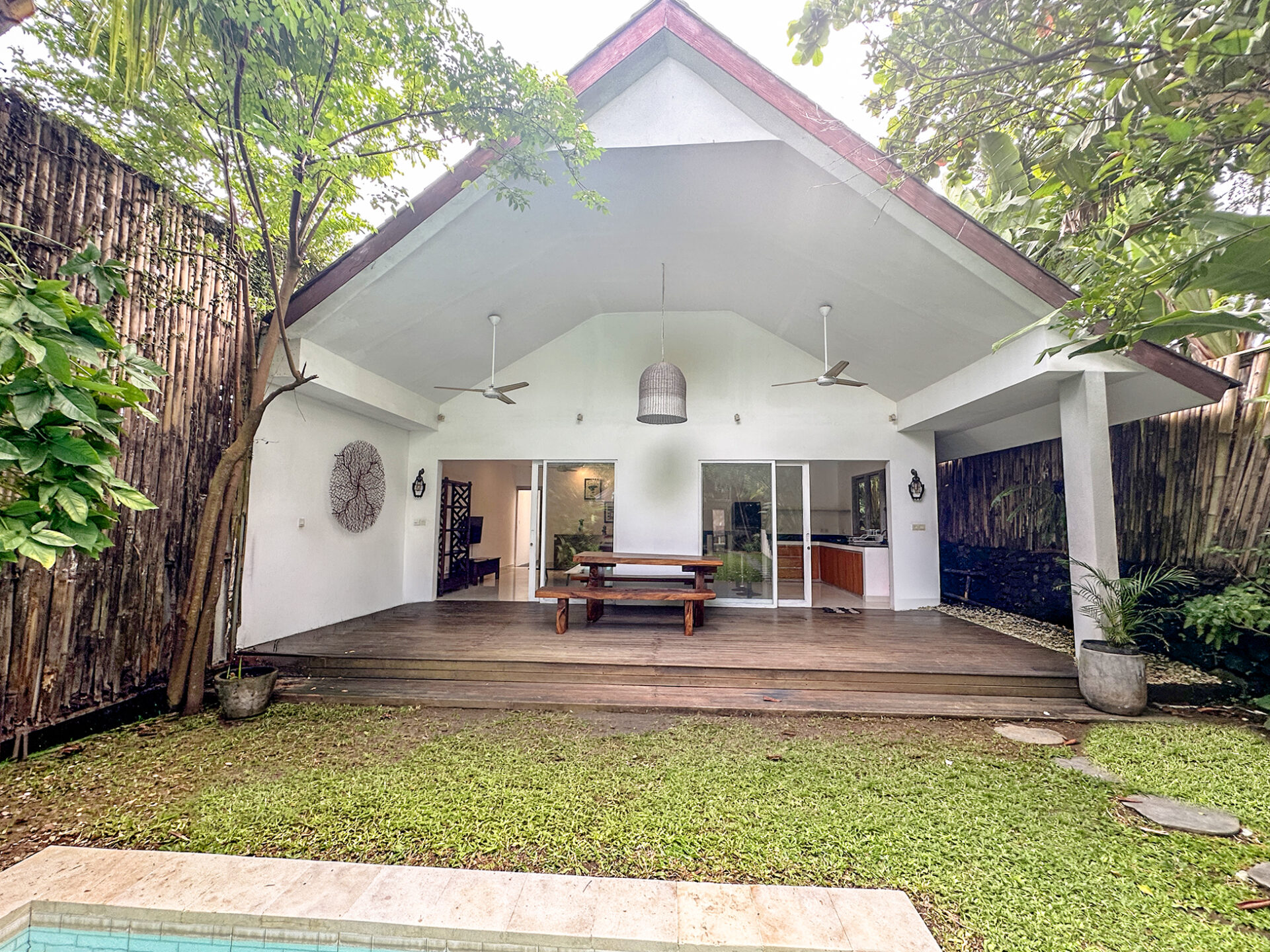 1 BEDROOM TROPICAL VILLA WITH LARGE GARDEN – YEARLY RENTAL — image 4