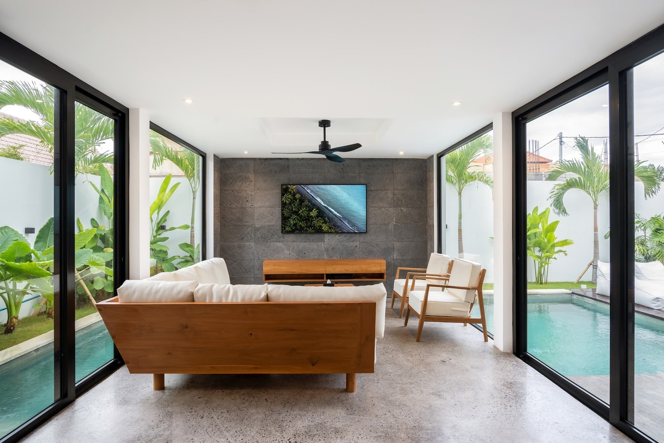Bahagia Villa - 3 Bedroom Villa with Pool, Umalas in Canggu, Bali — image 3