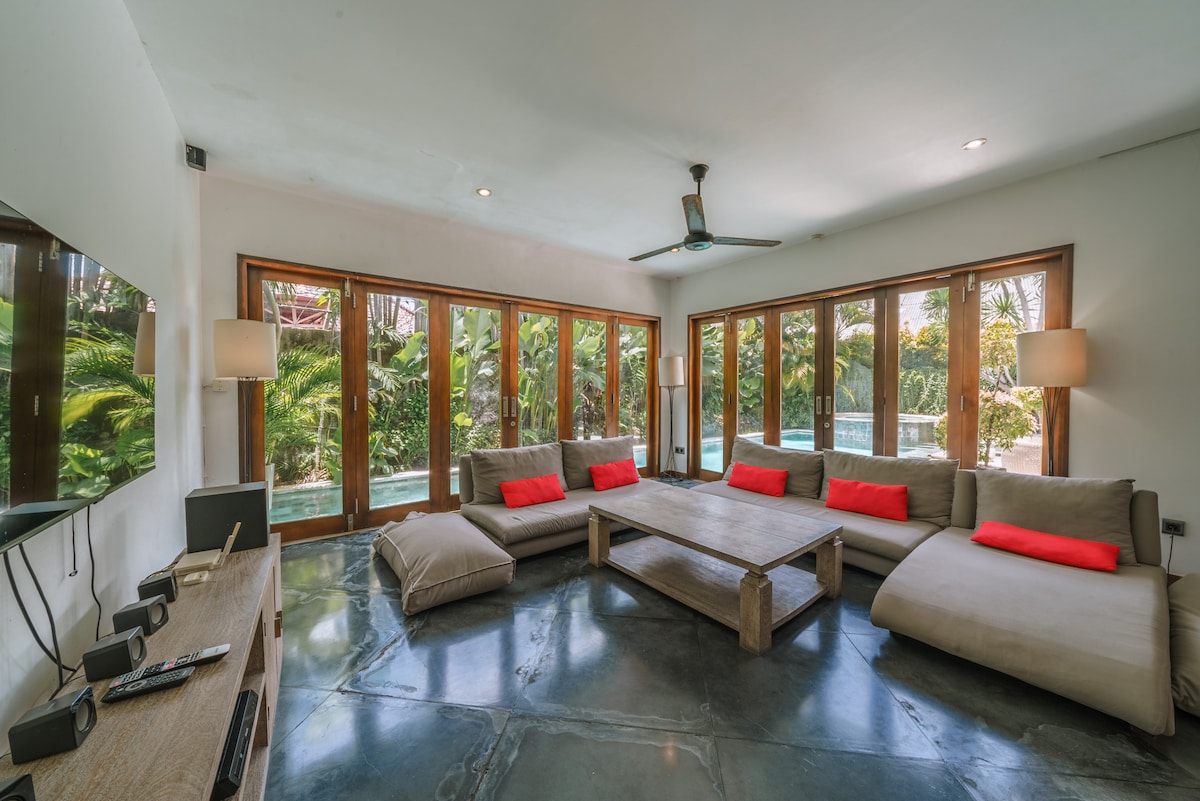Villa Martine — 5BR Villa Rental in Seminyak — image 6