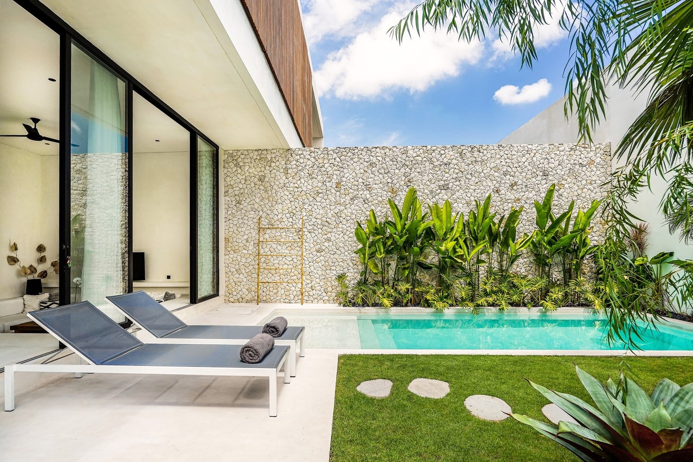 Casa Umalas - 2 Bedroom Villa with Pool in Umalas in Canggu, Bali — image 11