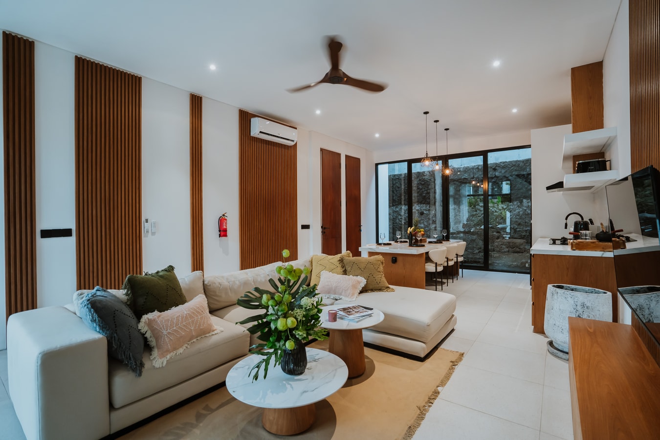 Canggu Stylish 3BR Villa Escape W/ Rooftop & Pool in Canggu, Bali — image 3