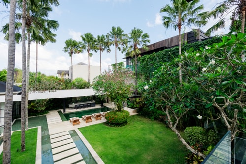 Deja Bali - 5BR Villa with Pool & Rooftop, Canggu in Tumbak Bayuh, Bali — image 14