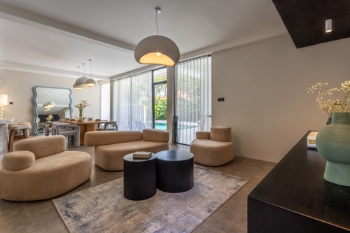 Canggu Designer 3BR Villa - Private Pool & Balcony in Pererenan, Bali — image 2